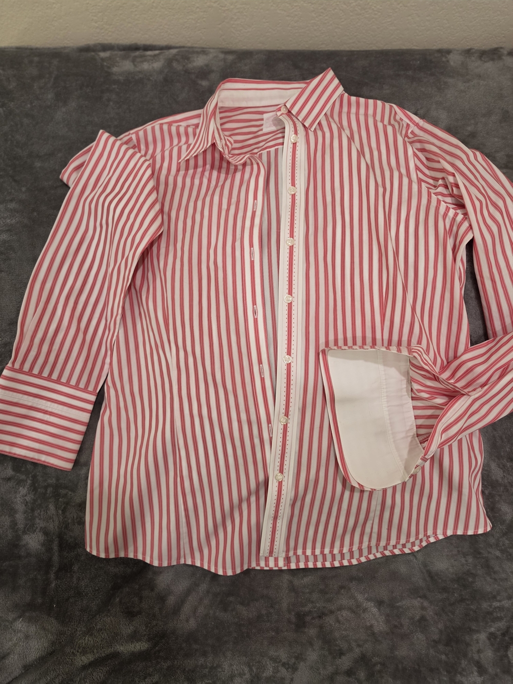 Women's Brooks Brothers 346 Long Sleeve Pink & White Striped Button-Up Shirt